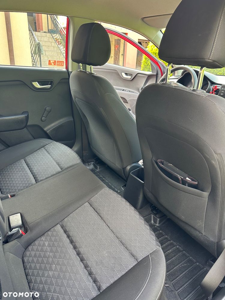 Kia Rio 1.2 M - 13