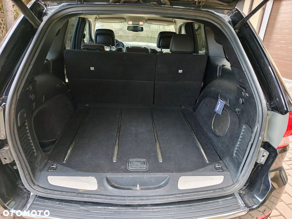 Jeep Grand Cherokee - 11
