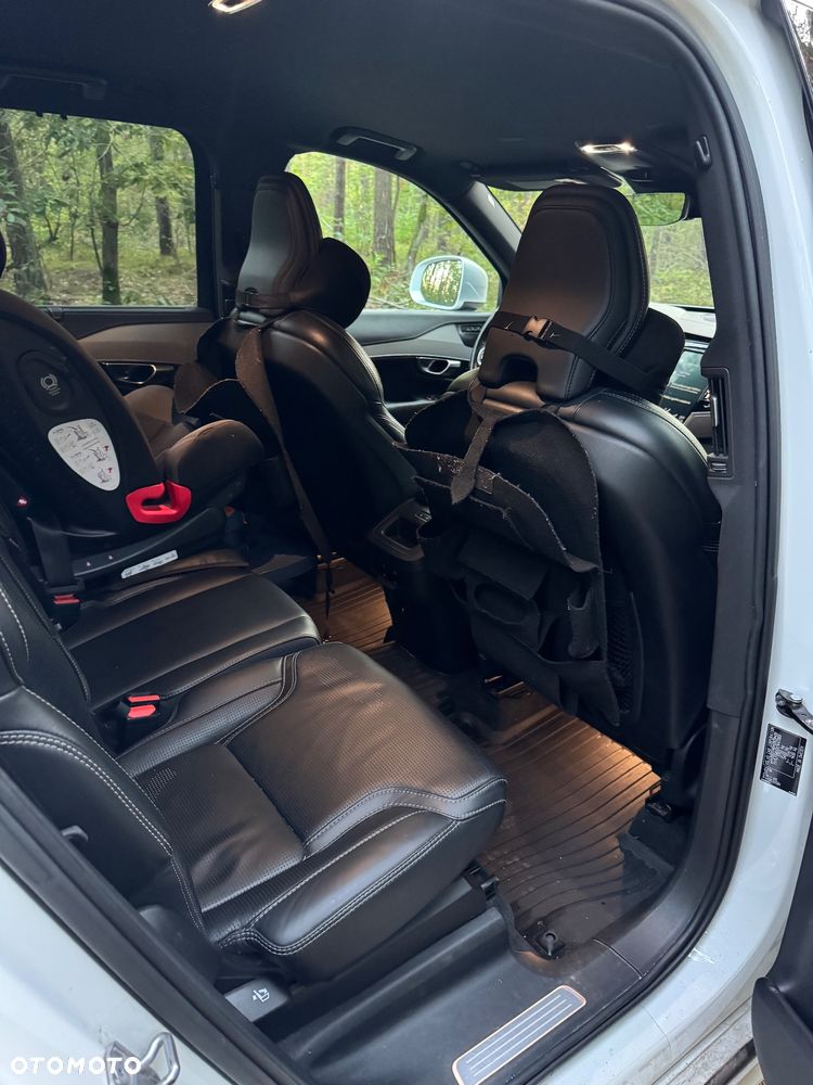 Volvo XC 90 D5 AWD R-Design 7os - 10
