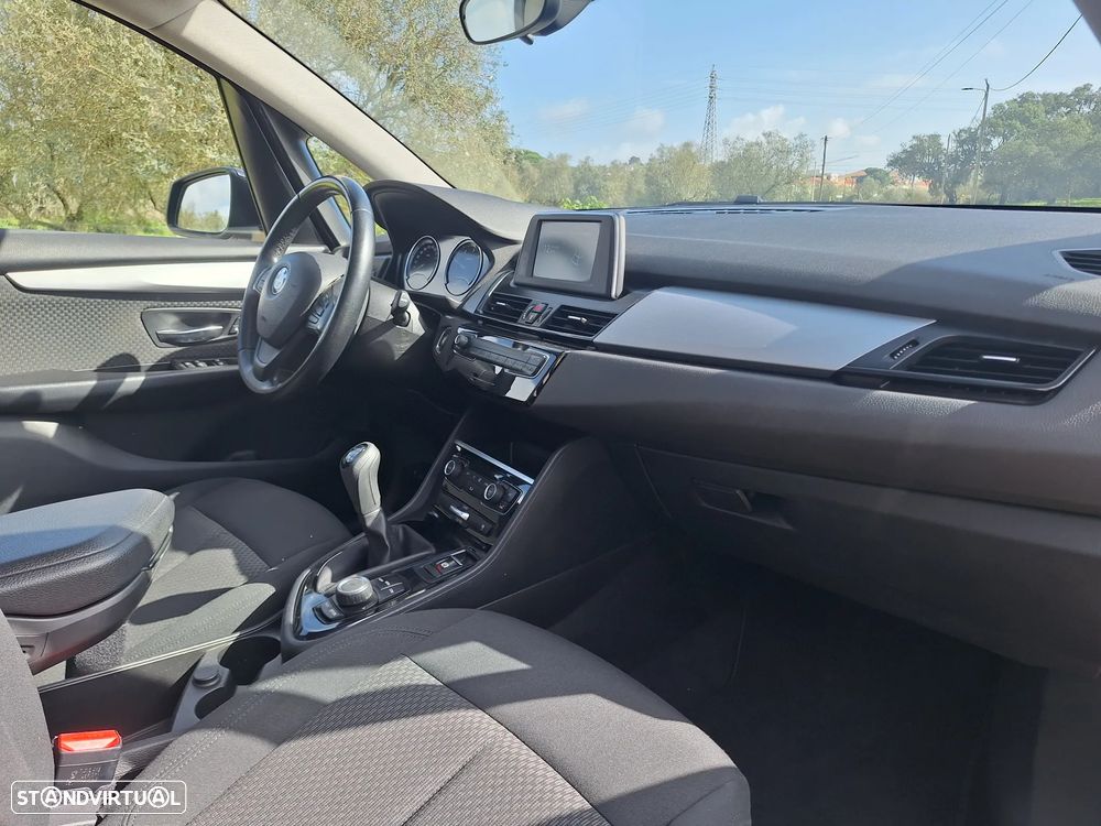 BMW 216 Active Tourer d - 9