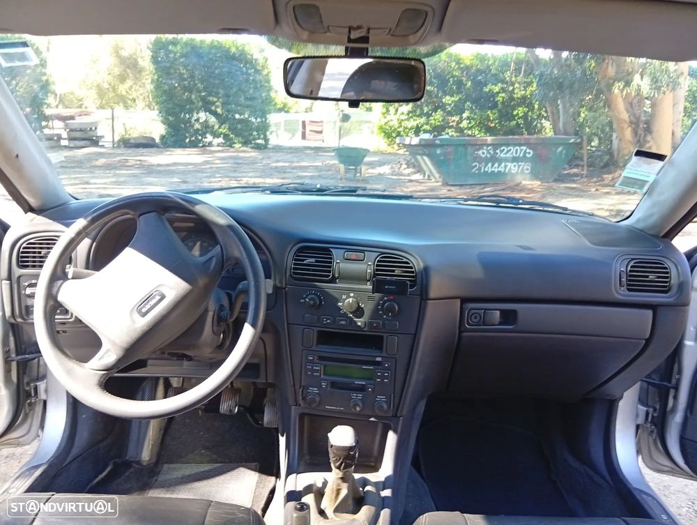 Volvo S40 1.9 D CR - 13