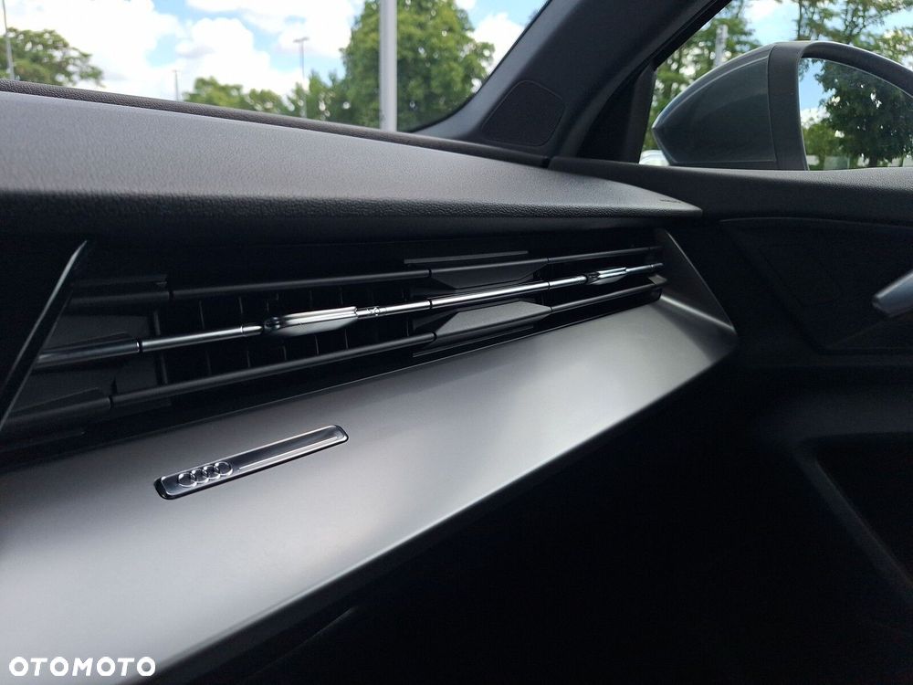 Audi A3 Sportback 35 TFSI mHEV S Line S tronic - 24