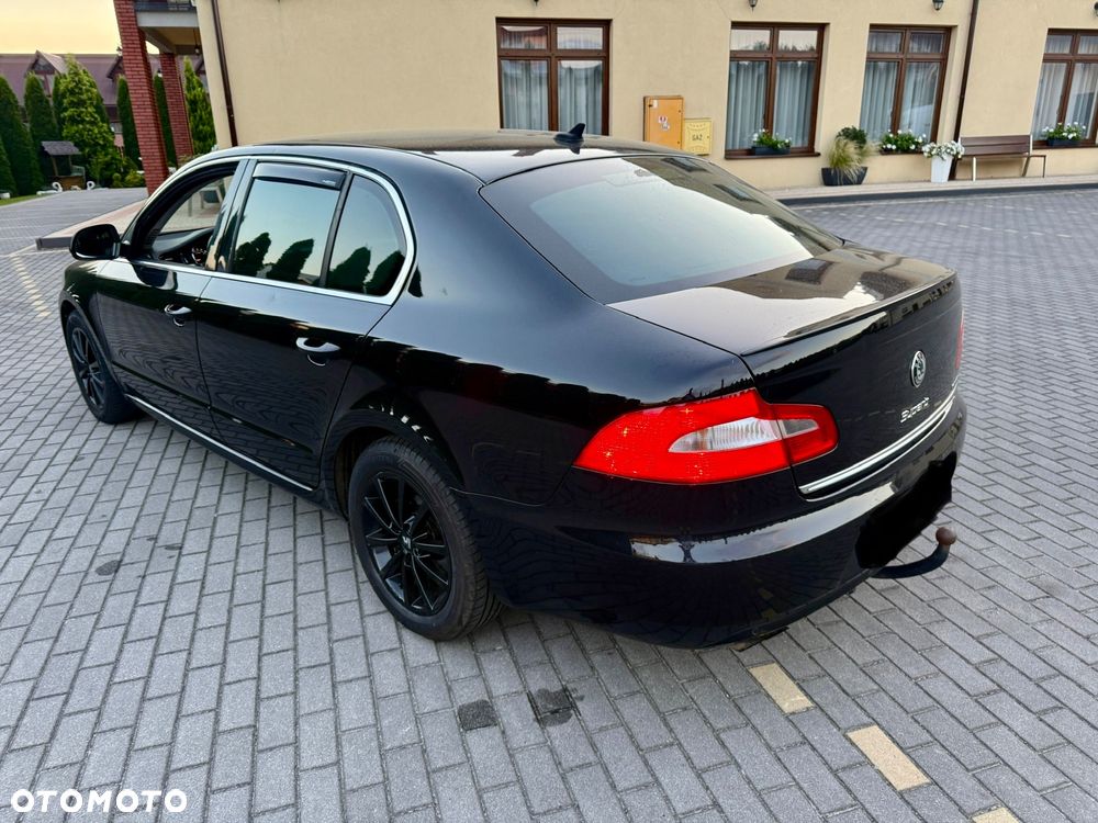 Skoda Superb 1.6 TDI Exclusive - 3