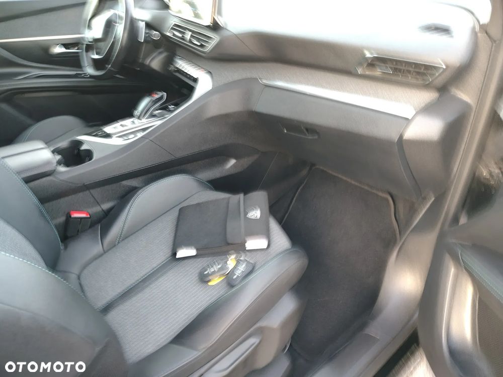 Peugeot 3008 1.5 BlueHDi Allure Pack S&S EAT8 - 12