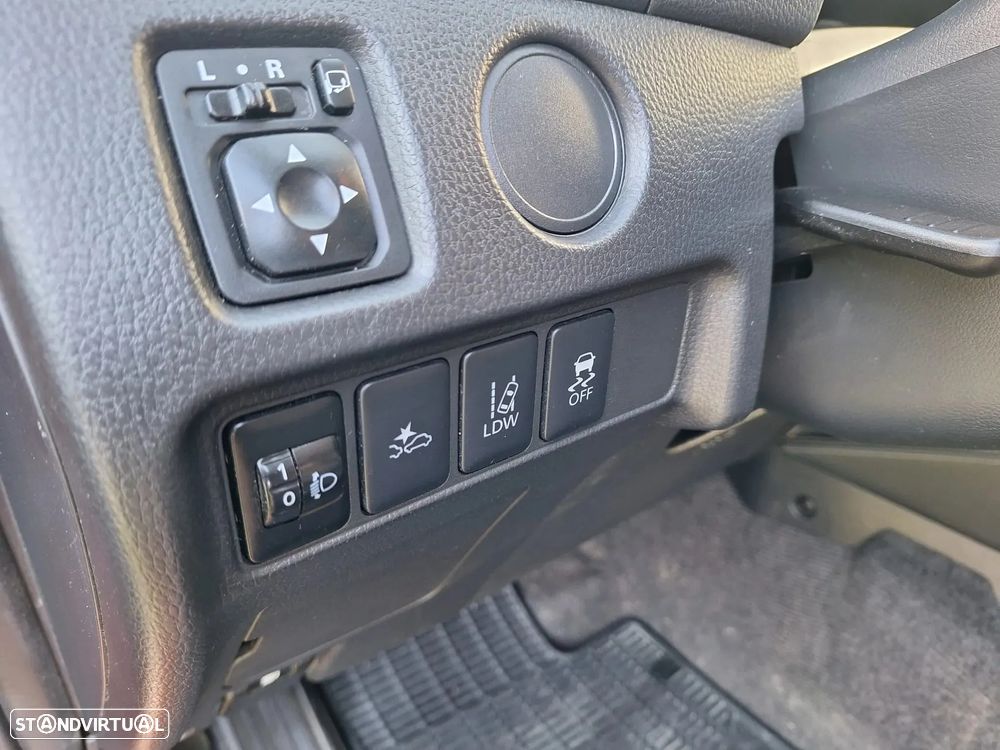 Mitsubishi L200 2.3 DI-D Strakar CD Intense 4WD - 11