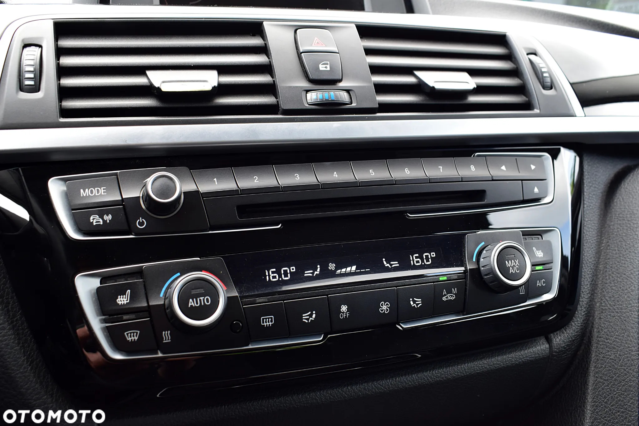 BMW Seria 3 318i Advantage - 16