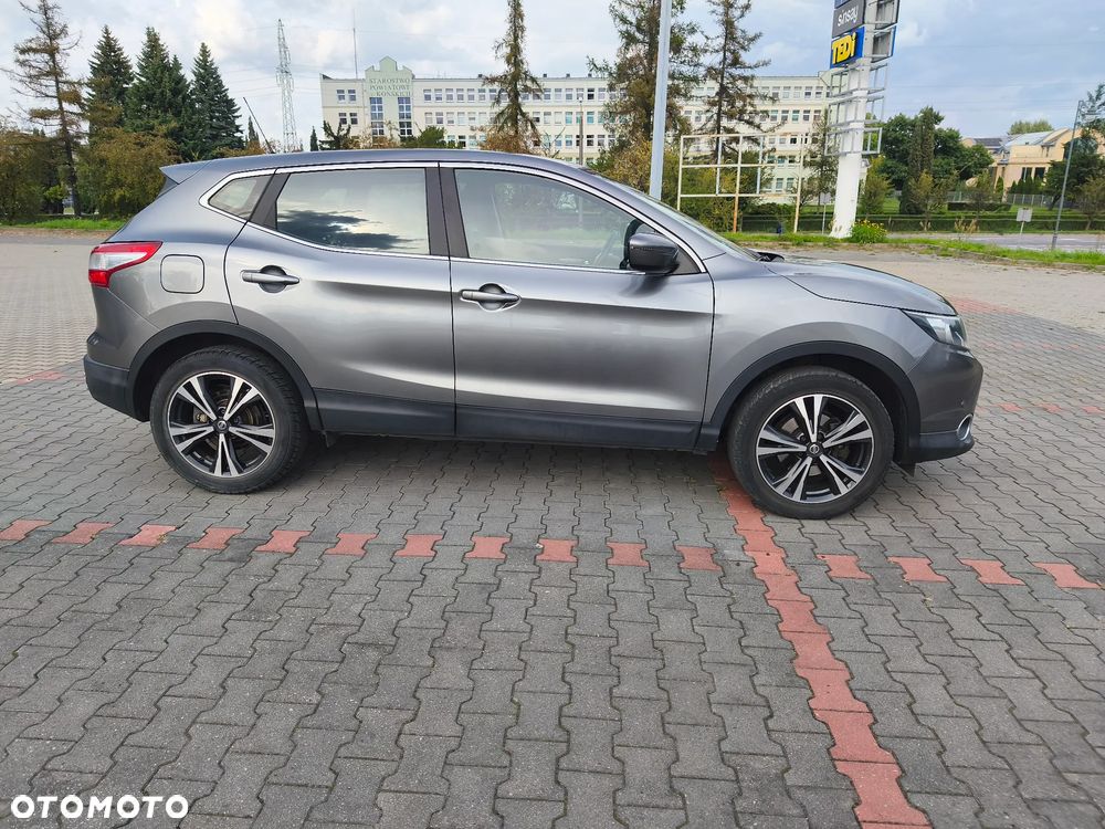 Nissan Qashqai 1.2 DIG-T N-Connecta EU6 - 7