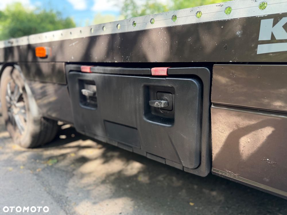 Mercedes-Benz Sprinter - 19