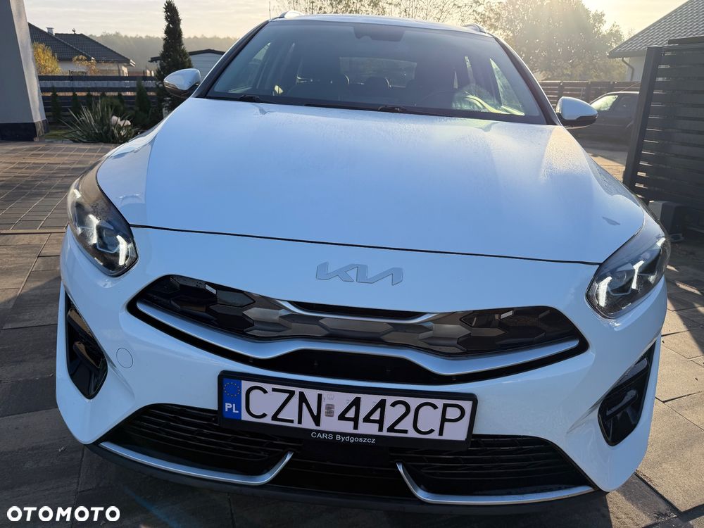 Kia Ceed - 4
