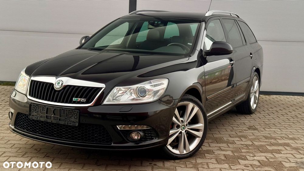 Skoda Octavia 2.0 TDI DPF DSG RS - 2