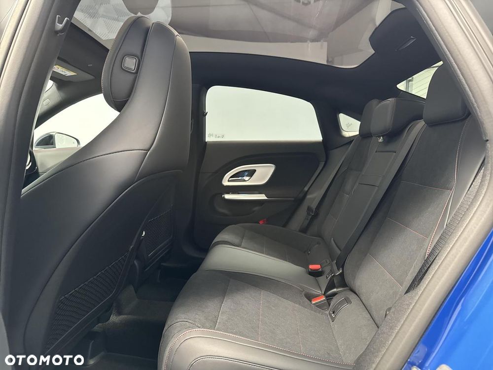 Mercedes-Benz CLA 200 mHEV 8G-DCT - 19
