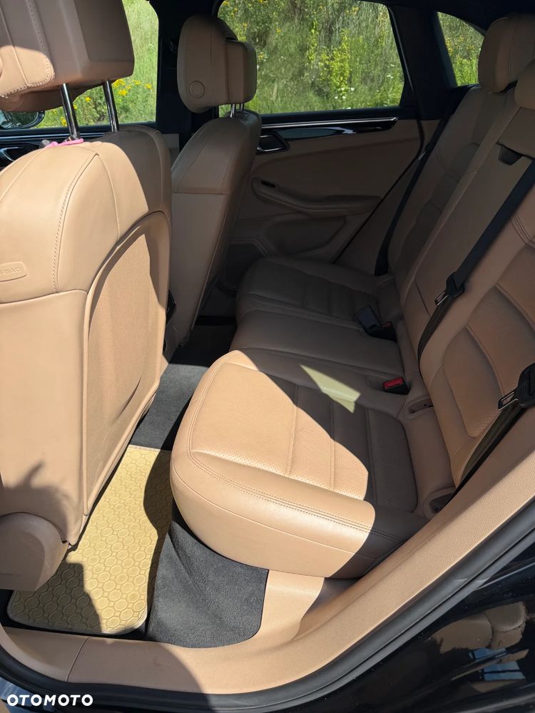 Porsche Macan Standard - 11