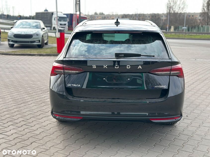 Skoda Octavia 1.5 TSI mHEV Drive Selection DSG - 5