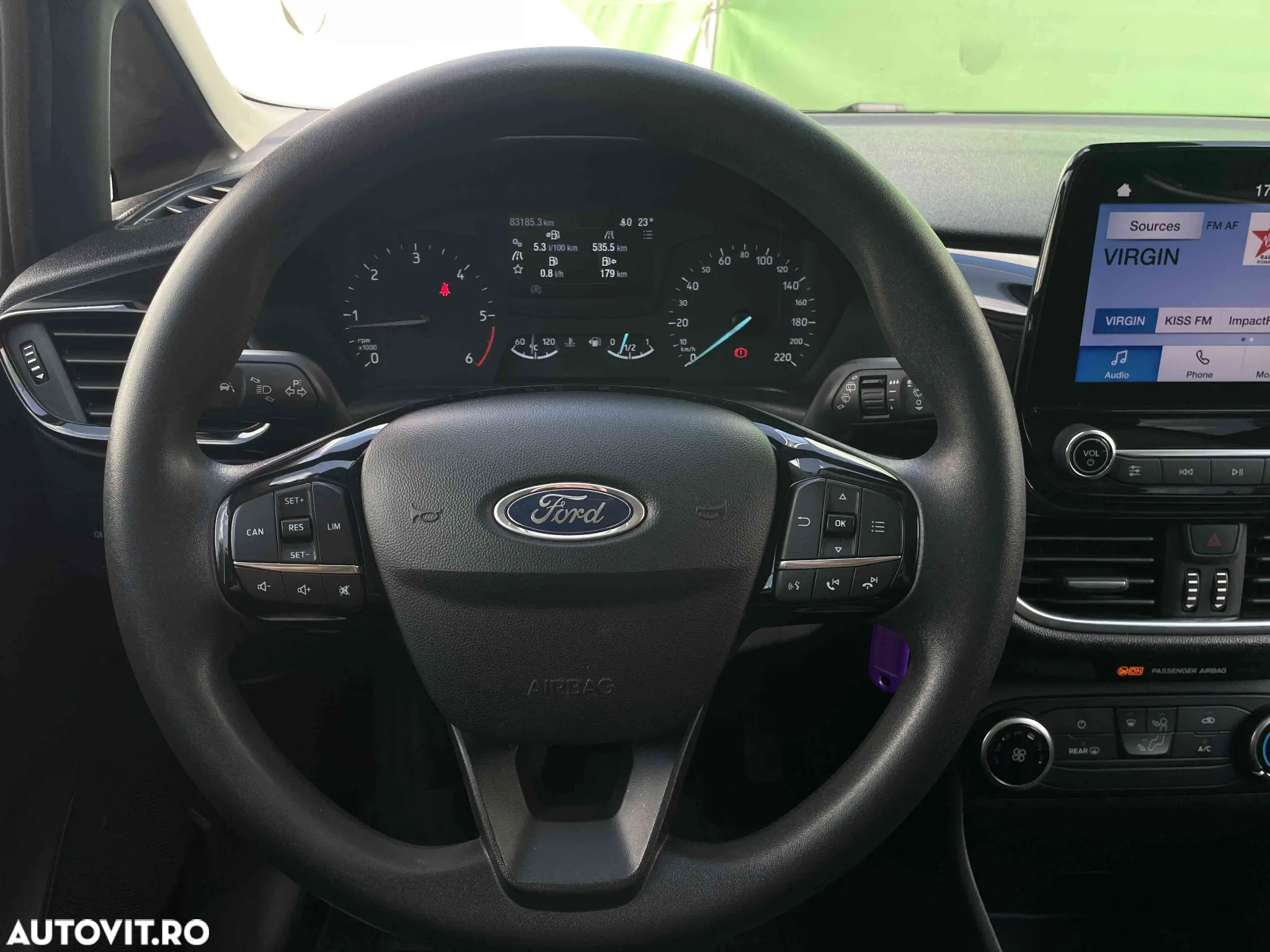 Ford Fiesta - 9