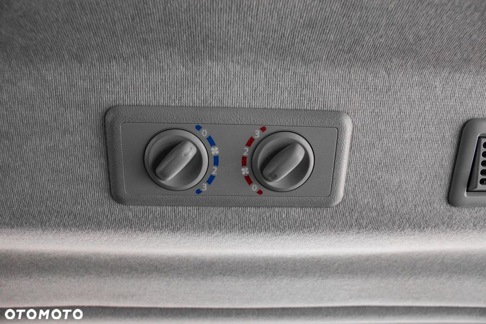 Renault Trafic - 24