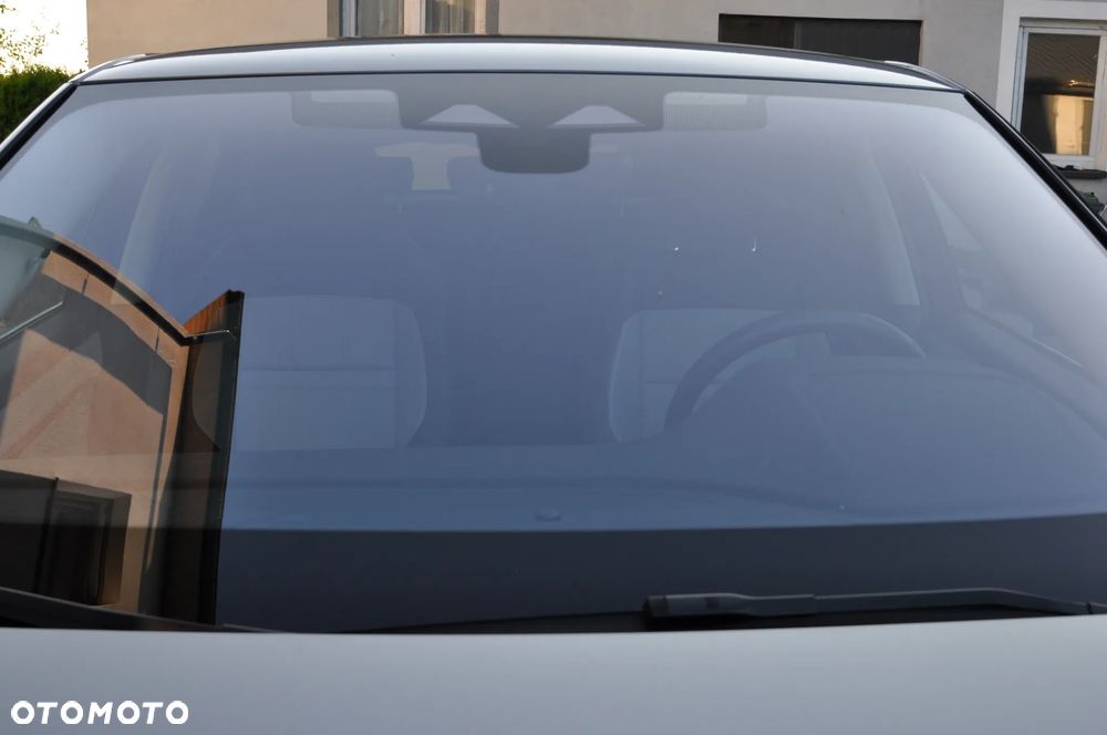 Land Rover Range Rover Evoque P200 R-Dynamic SE - 6
