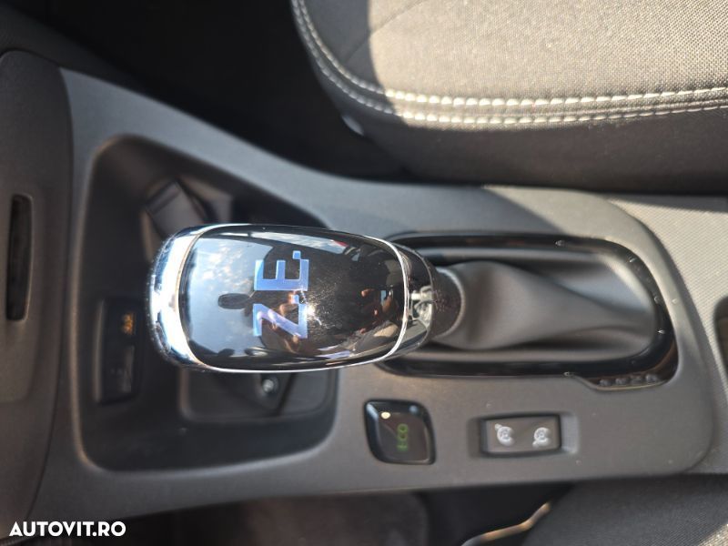 Renault ZOE - 17