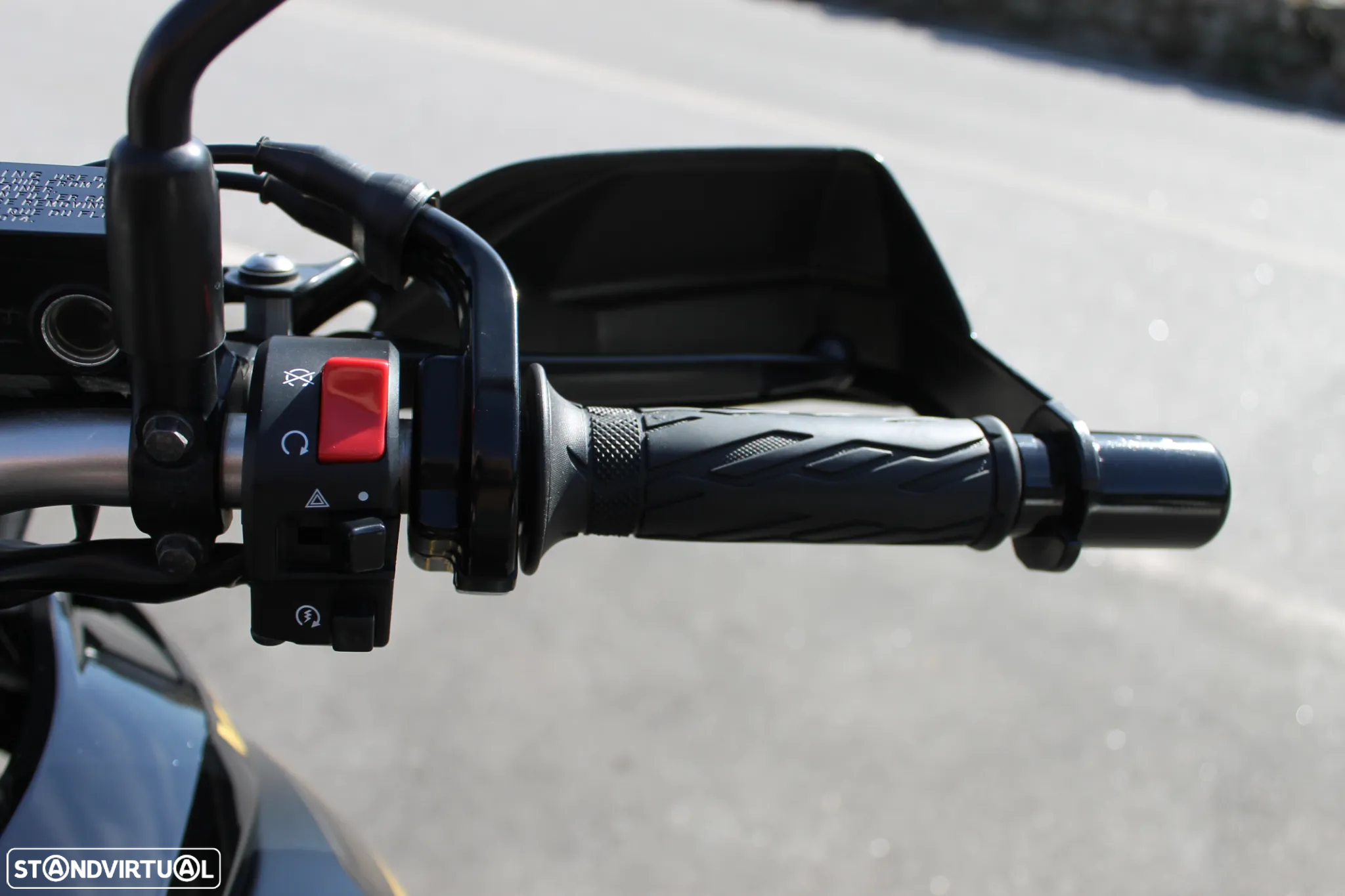 Suzuki DL V-STrom XT Adventure - 24