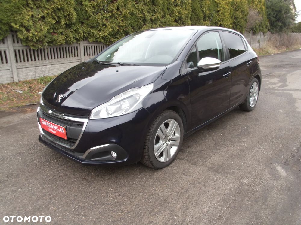 Peugeot 208 - 5