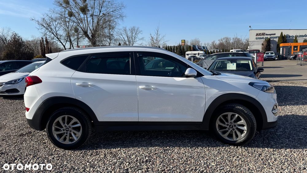 Hyundai Tucson blue 1.7 CRDi 2WD Style - 14