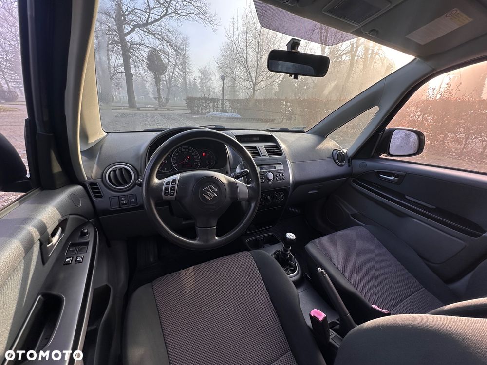 Suzuki SX4 - 19