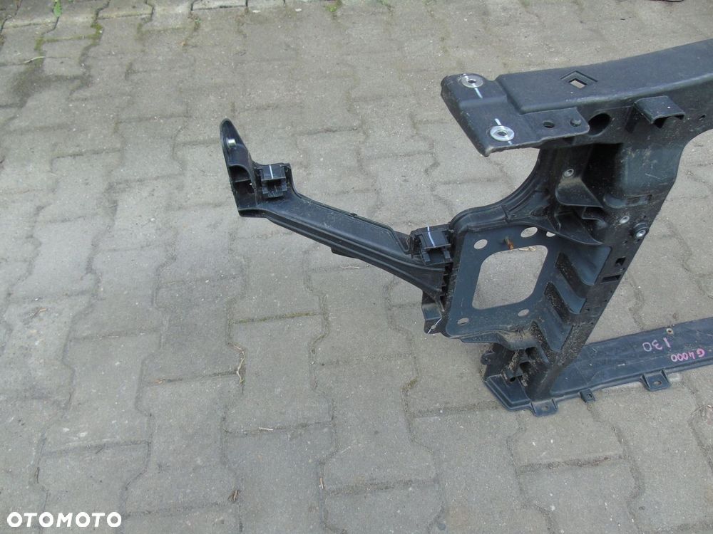 Hyundai I30 III pas przedni wzmocnienie 64101G4000 - 3