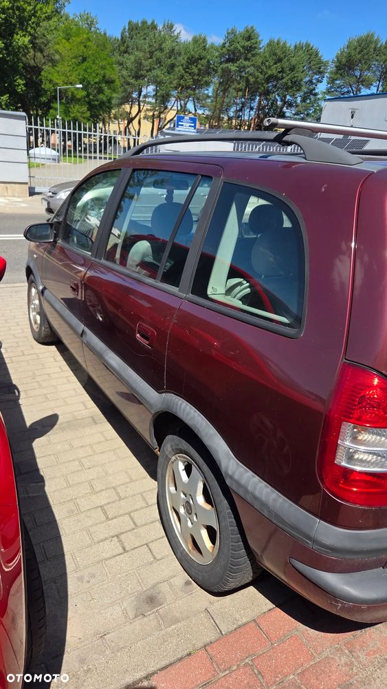 Opel Zafira 2.0 DTI Elegance - 1