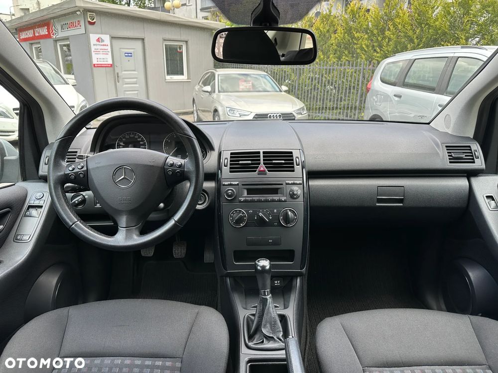 Mercedes-Benz Klasa A 160 BlueEfficiency - 11