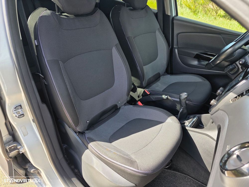 Renault Captur 1.5 dCi Exclusive - 19