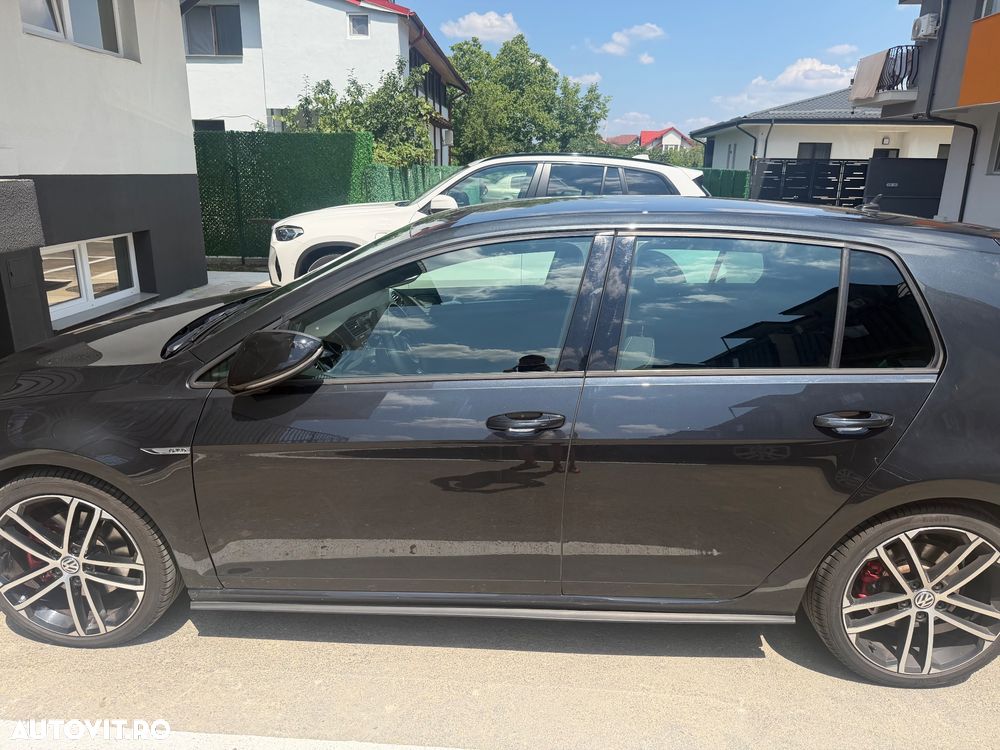 Volkswagen Golf GTD 2.0 TDI SCR DSG - 5
