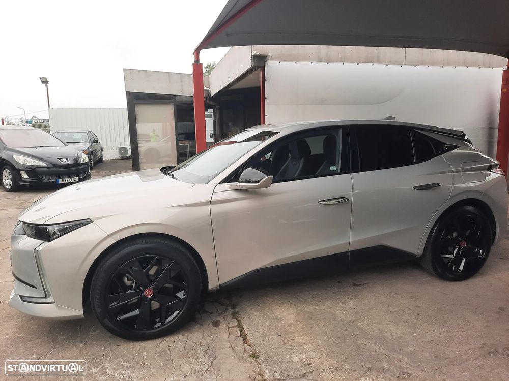 DS DS4 E-Tense Performance Line EAT8 - 8