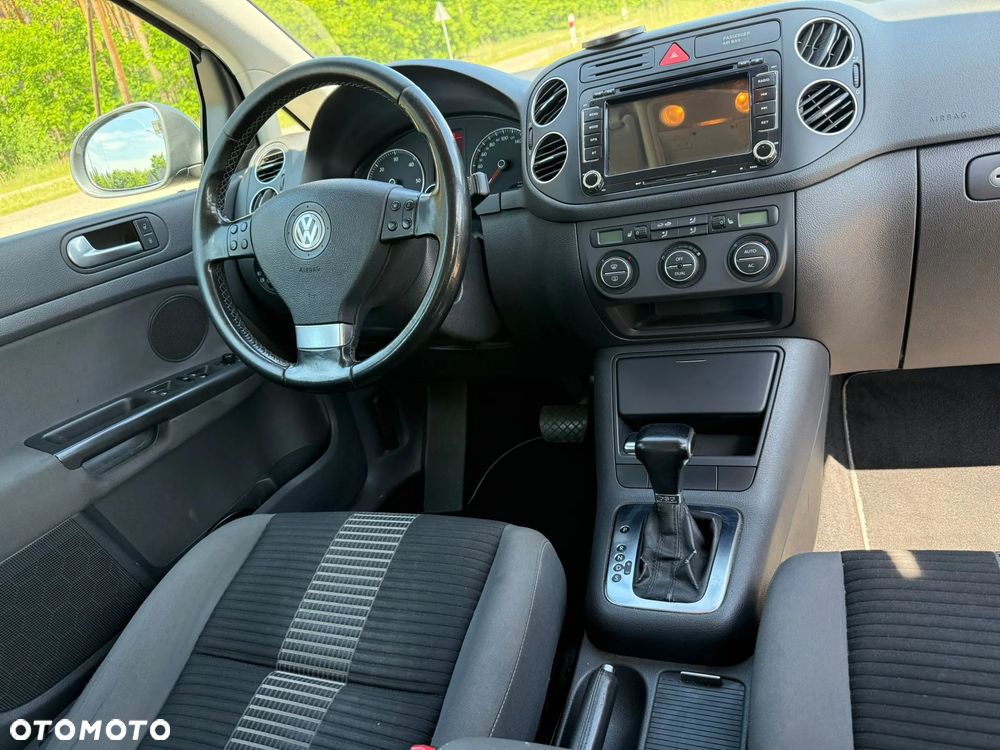 Volkswagen Golf Plus 1.9 TDI DSG United - 15