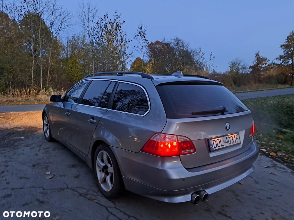 BMW Seria 5 530i - 10