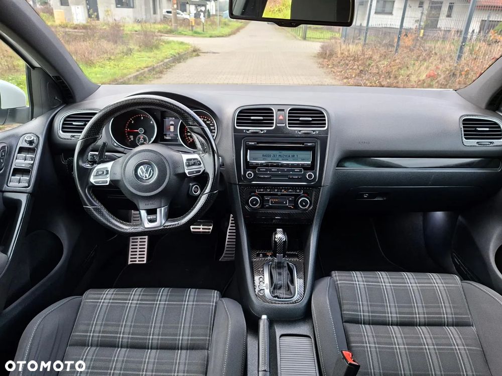 Volkswagen Golf 2.0 TDI DPF DSG GTD - 11