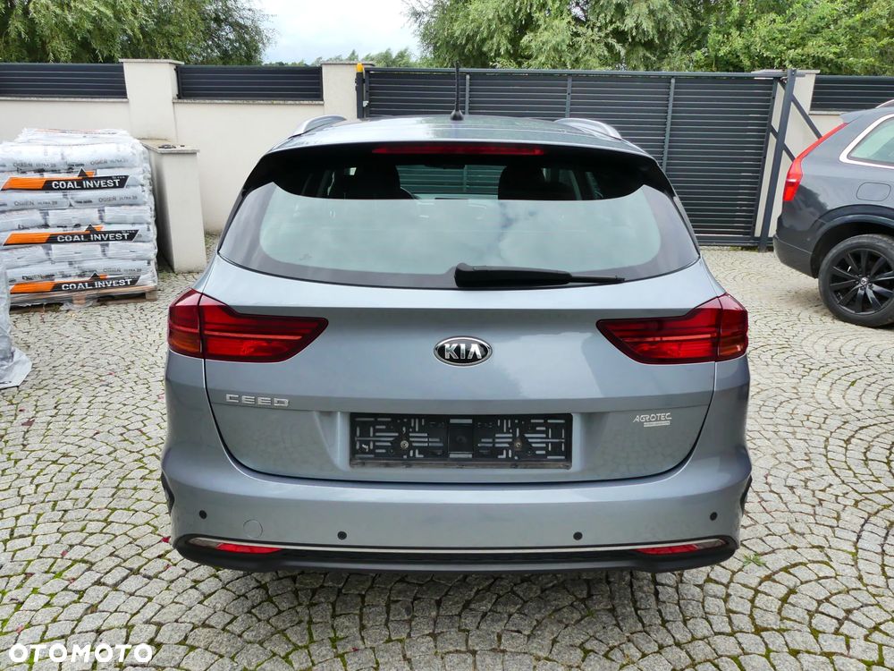 Kia Ceed - 3
