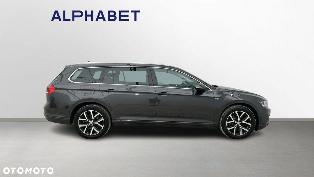 Volkswagen Passat - 7