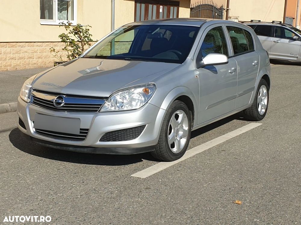 Opel Astra - 1