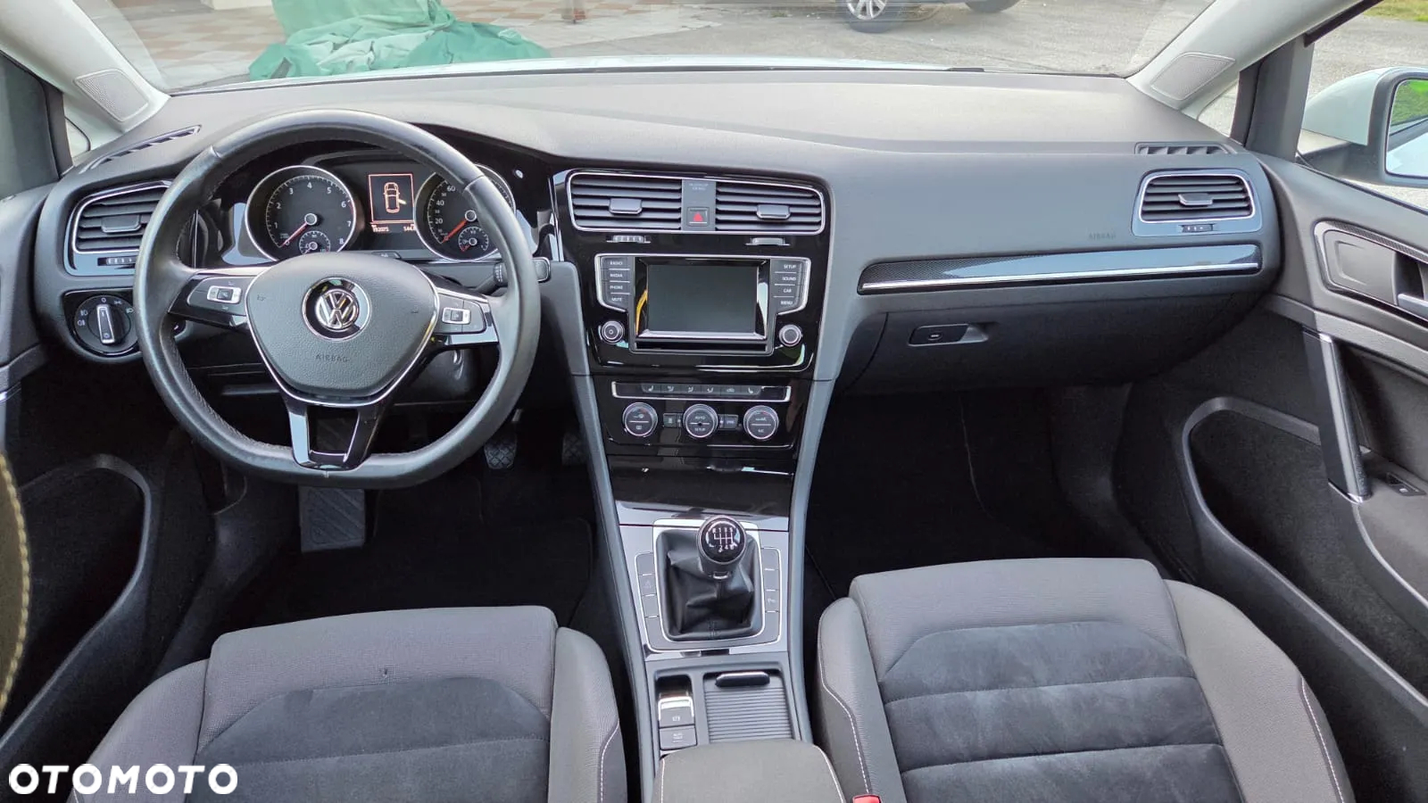 Volkswagen Golf 1.4 TSI Highline - 9