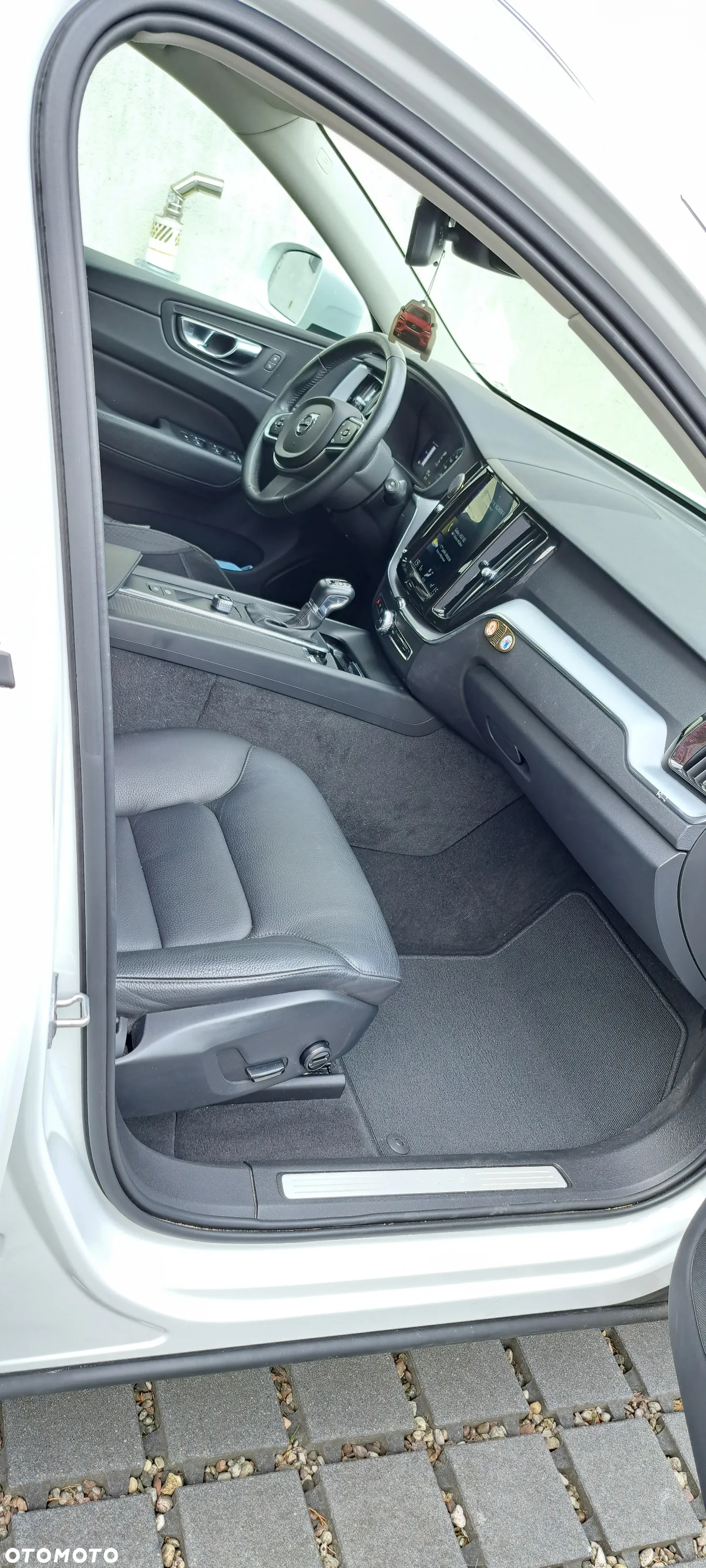 Volvo XC 60 T5 AWD Momentum - 9