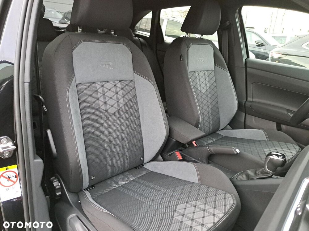 Volkswagen Taigo - 35