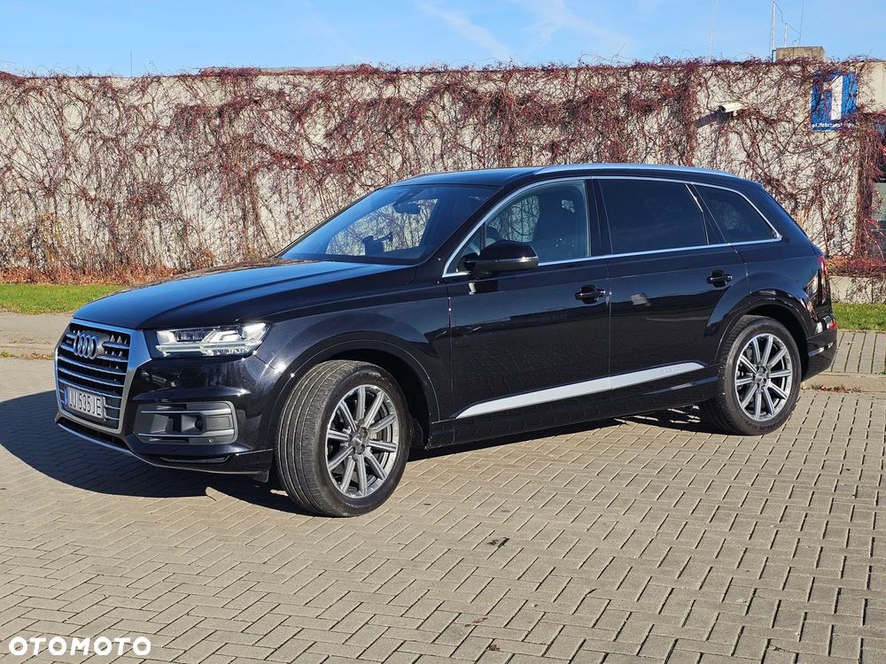 Audi Q7 - 1