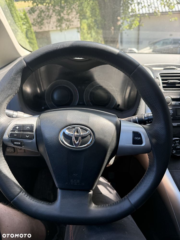 Toyota Auris - 6