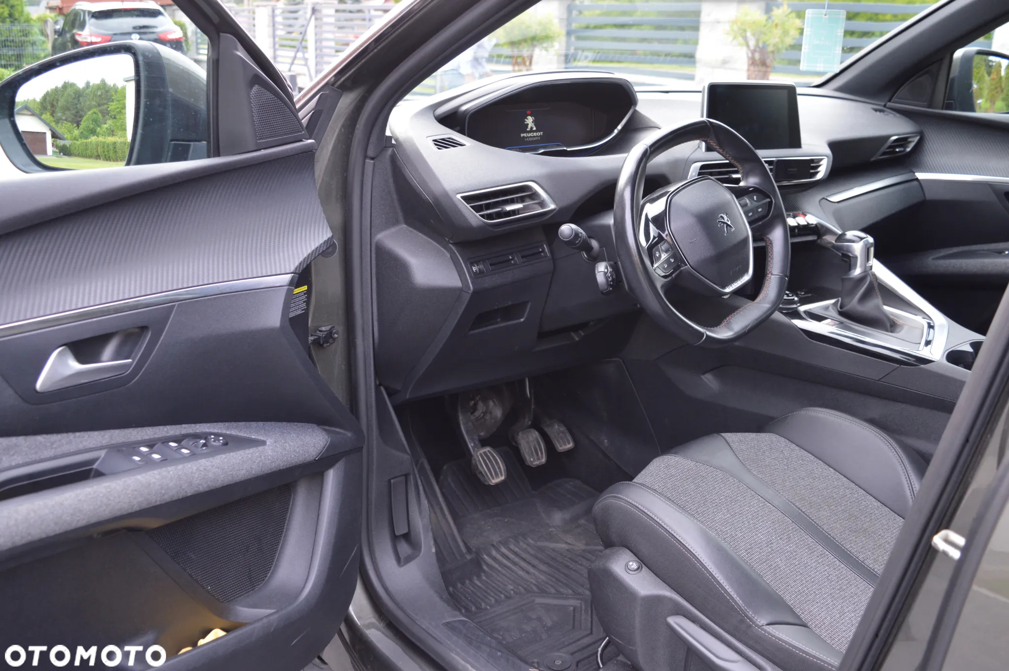 Peugeot 3008 1.6 BlueHDi Allure S&S - 23