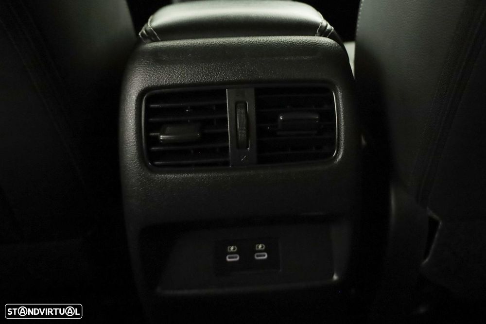 Nissan Qashqai 1.3 DIG-T N-Connecta LED Xtronic - 22
