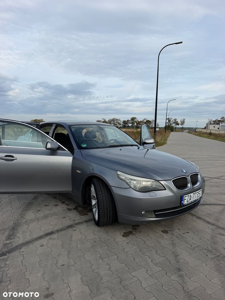 BMW Seria 5 2007 photo 3