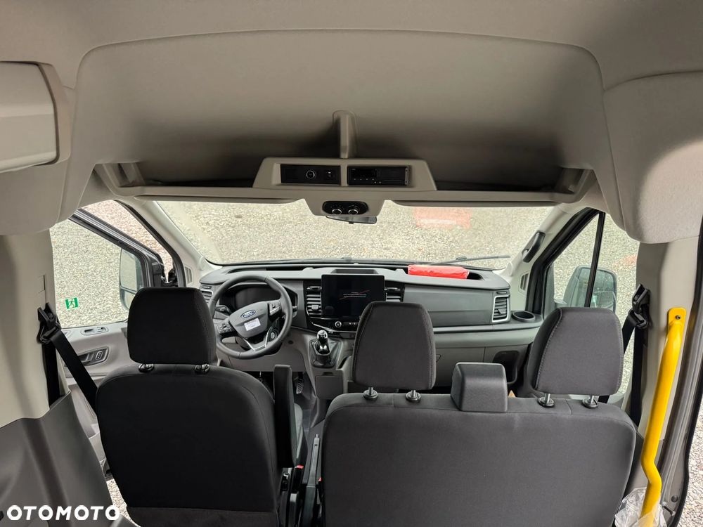 Ford Transit - 11