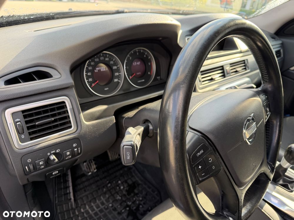 Volvo V70 D3 Kinetic - 14