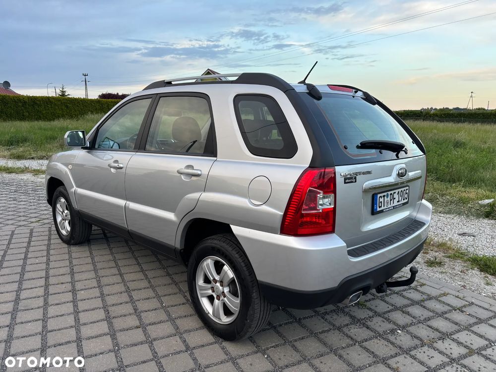 Kia Sportage 2.0 Freedom + - 15
