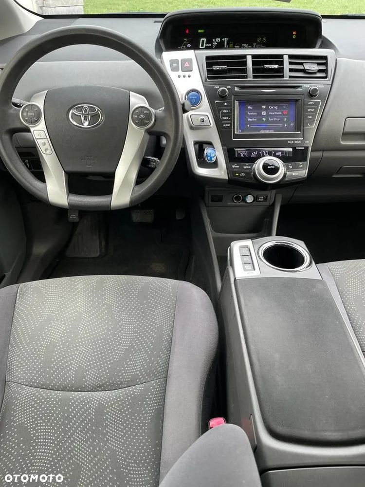 Toyota Prius+ (Hybrid) - 8