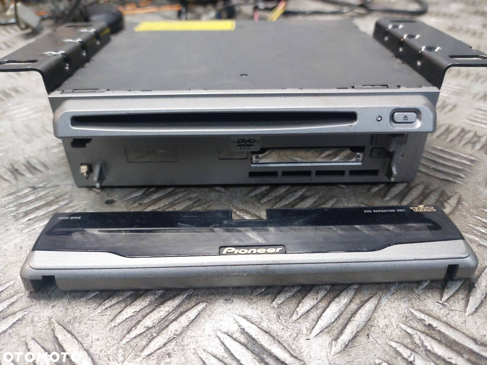 RADIO ODTWARZACZ PIONEER AVX-7300 PIONEER DEH-P40MP PIONEER AVIC-8DVD - 9